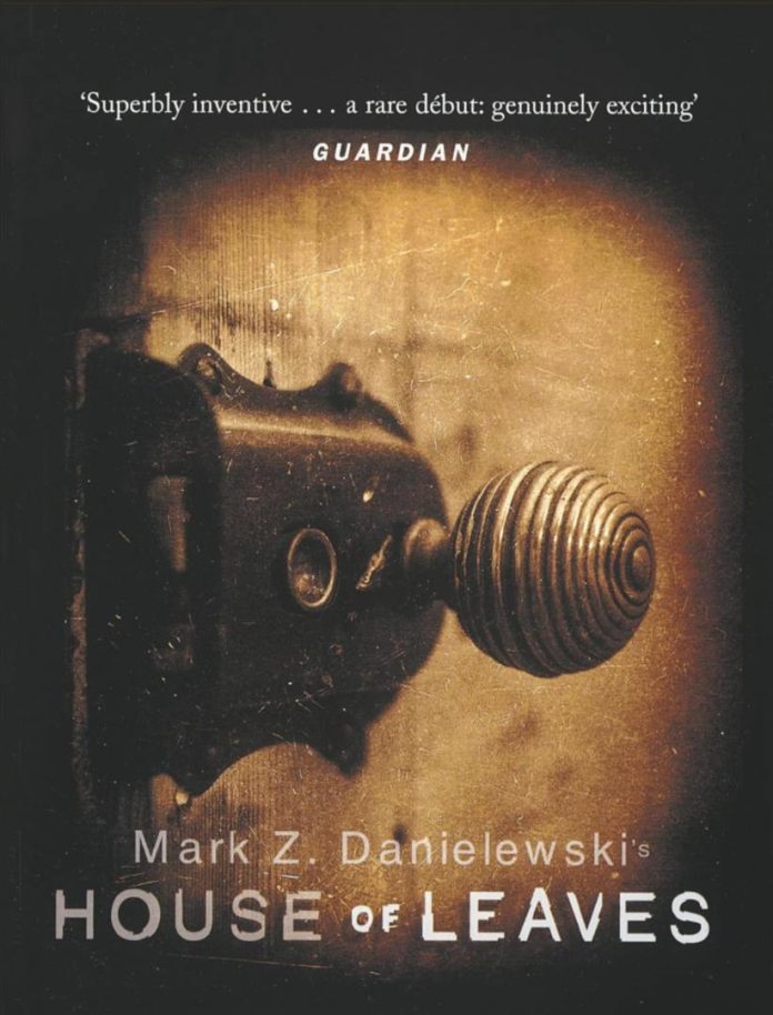 House of Leaves cover