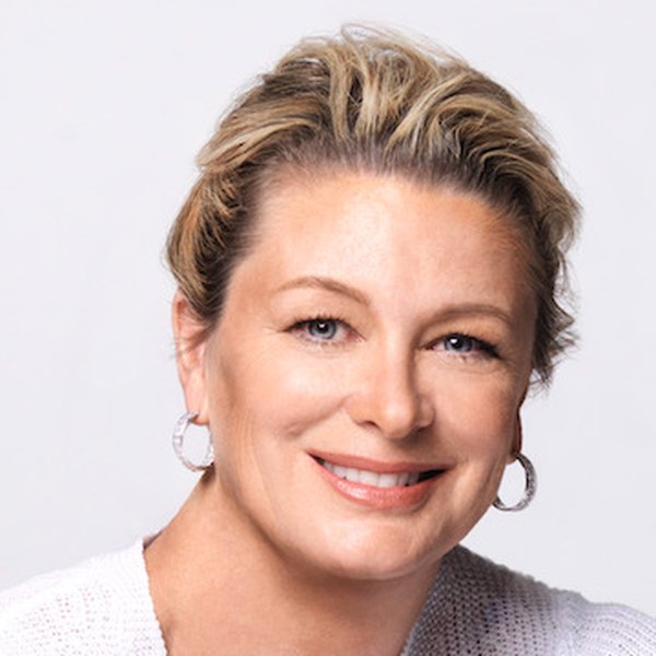 Kristin Hannah
